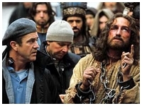 Mel Gibson durante le riprese della Passione di Cristo a Matera