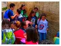 bambini in visita a Matera